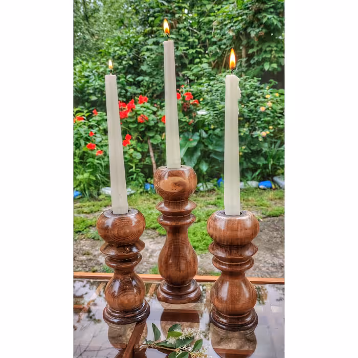 ست سه تایی جاشمعی خراطی چوب روسی ارتفاع 15  و 15 و 20قطر6 به رنگ دلخواه (هزینه ارسال با خریدار)