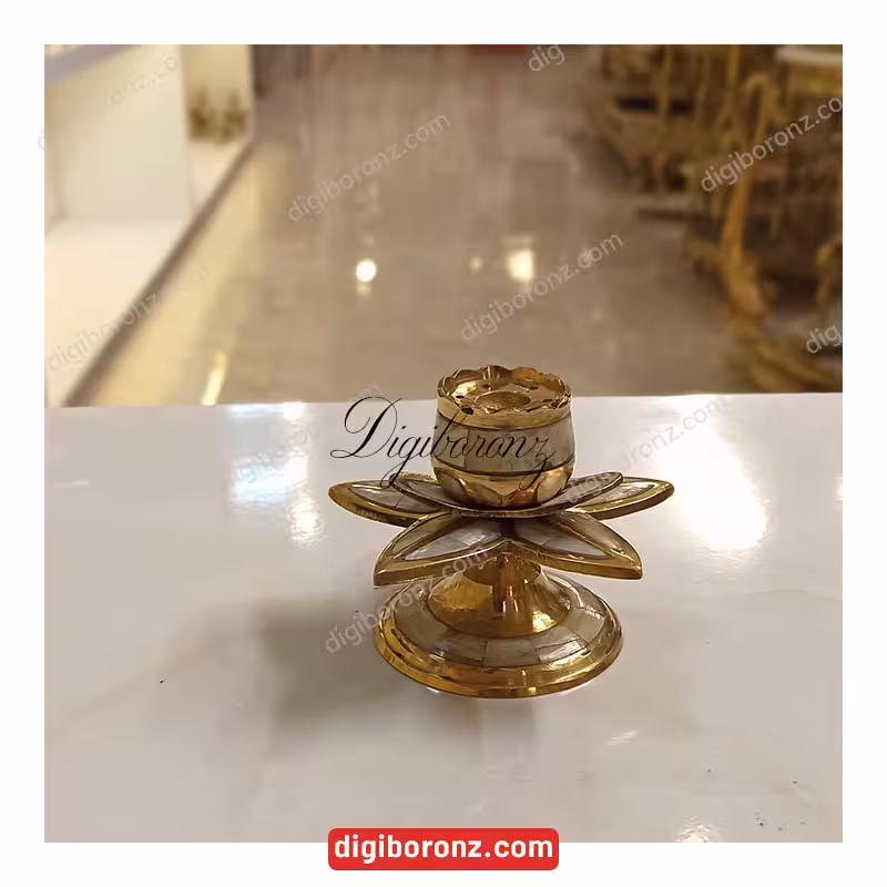 شمعدان برنجی برنزی صدفکاری ستاره