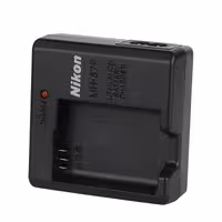 شارژ باتری نیکون مدل MH-67 مخصوص باتری EN-EL23