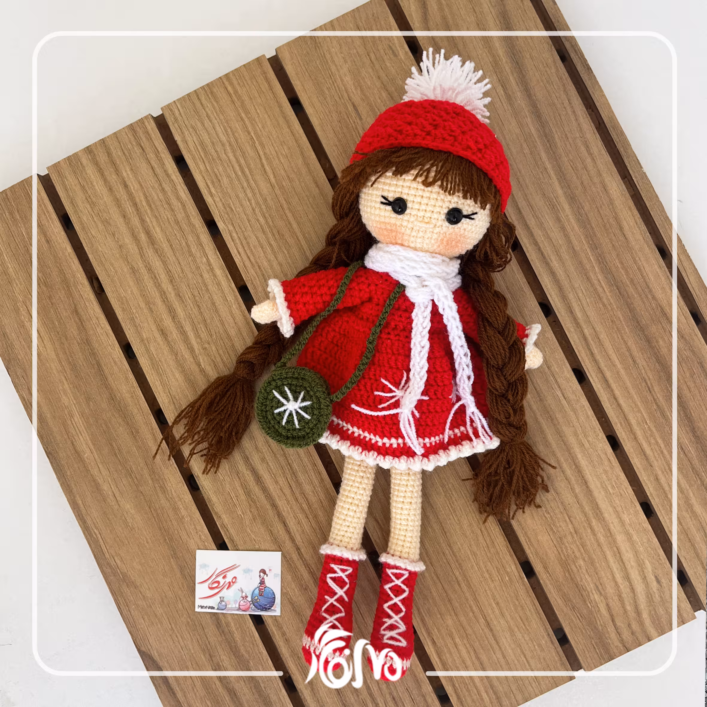 عروسک دختر دونه برفی