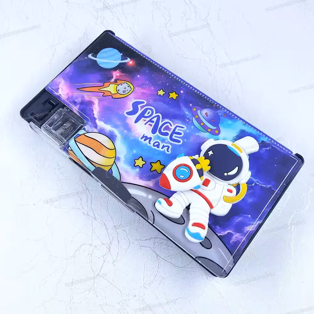 جامدادی مگنتی اسکویشی بزرگ فضانورد مشکی