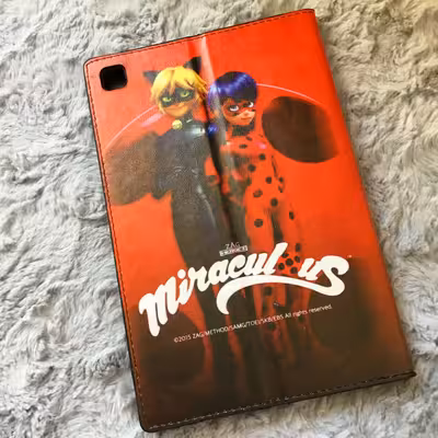 کیف کلاسوری طرح دختر کفشدوزکی کد TB016 مناسب برای تبلت سامسونگ Galaxy Tab A7 10.4 2020 T505