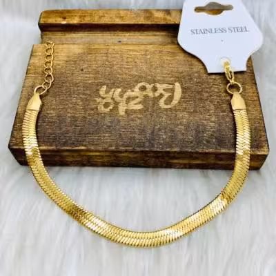 دستبند استیل ماری طلایی