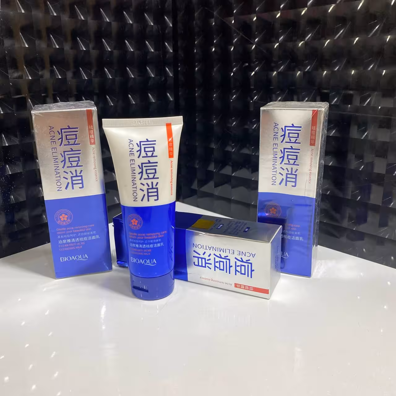 فوم شستشوی صورت ضدجوش اورژانسی بیوآکوا