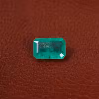 نگین زمرد کد 30149 - جواهری مشاهیر