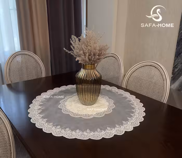 رومیزی فانتزی گرد طرح گل قطر 95 سانتی متر