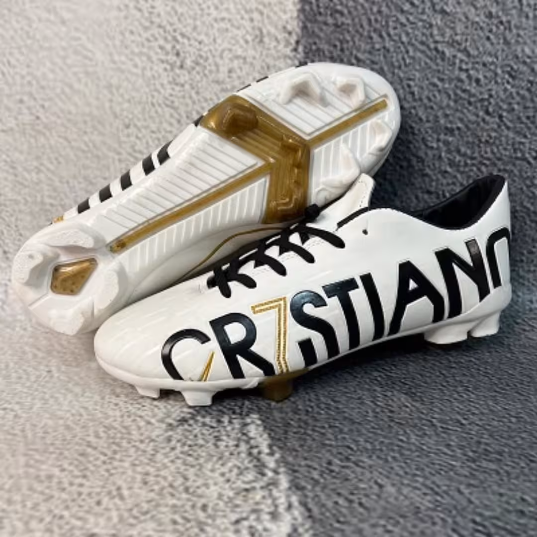 کفش استوک کریستیانو cr7.. کفش فوتبال.. کفش فوتسال..کفش چمن