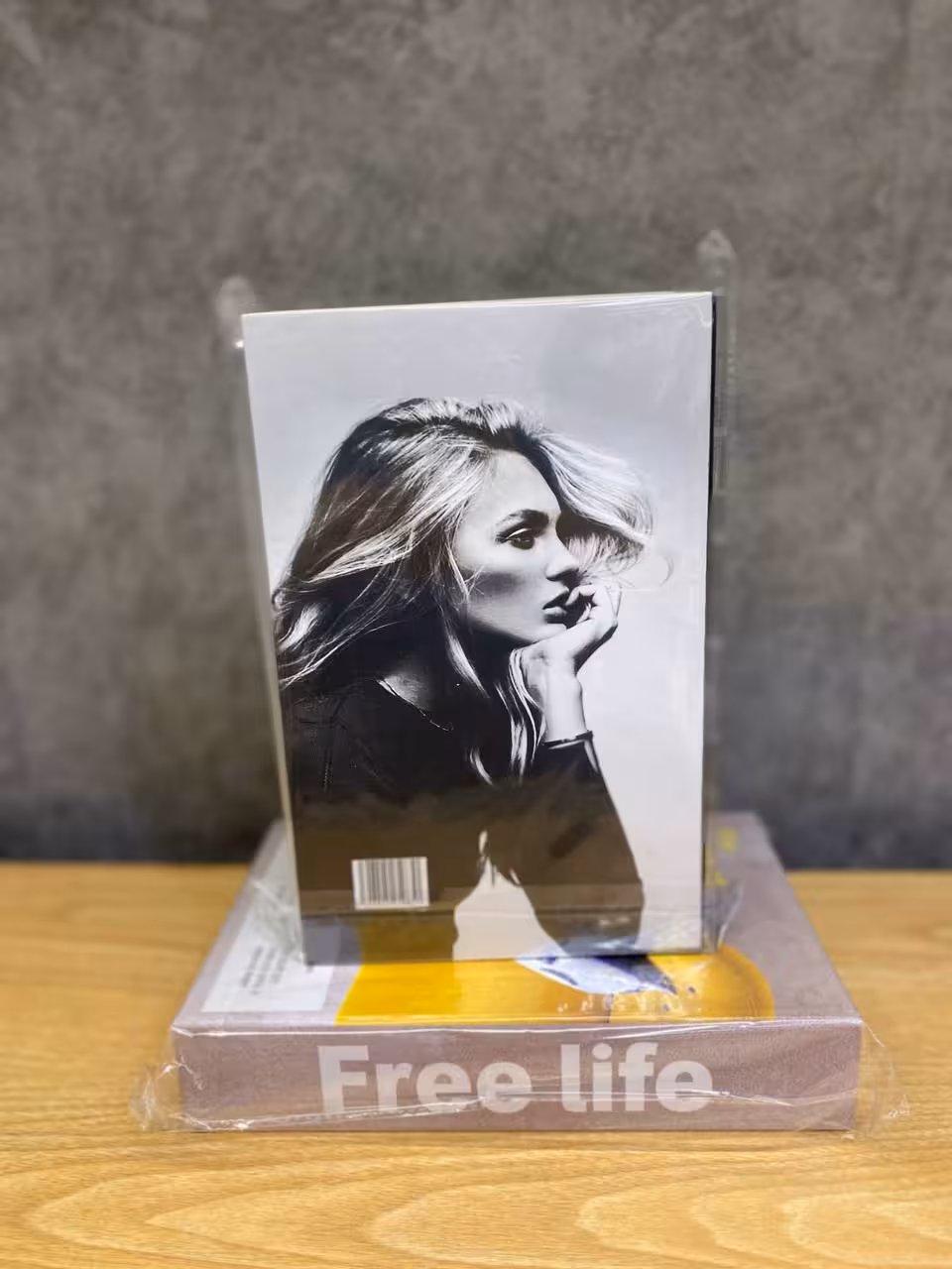 کتاب دکوراتیو باکسدارکد 610