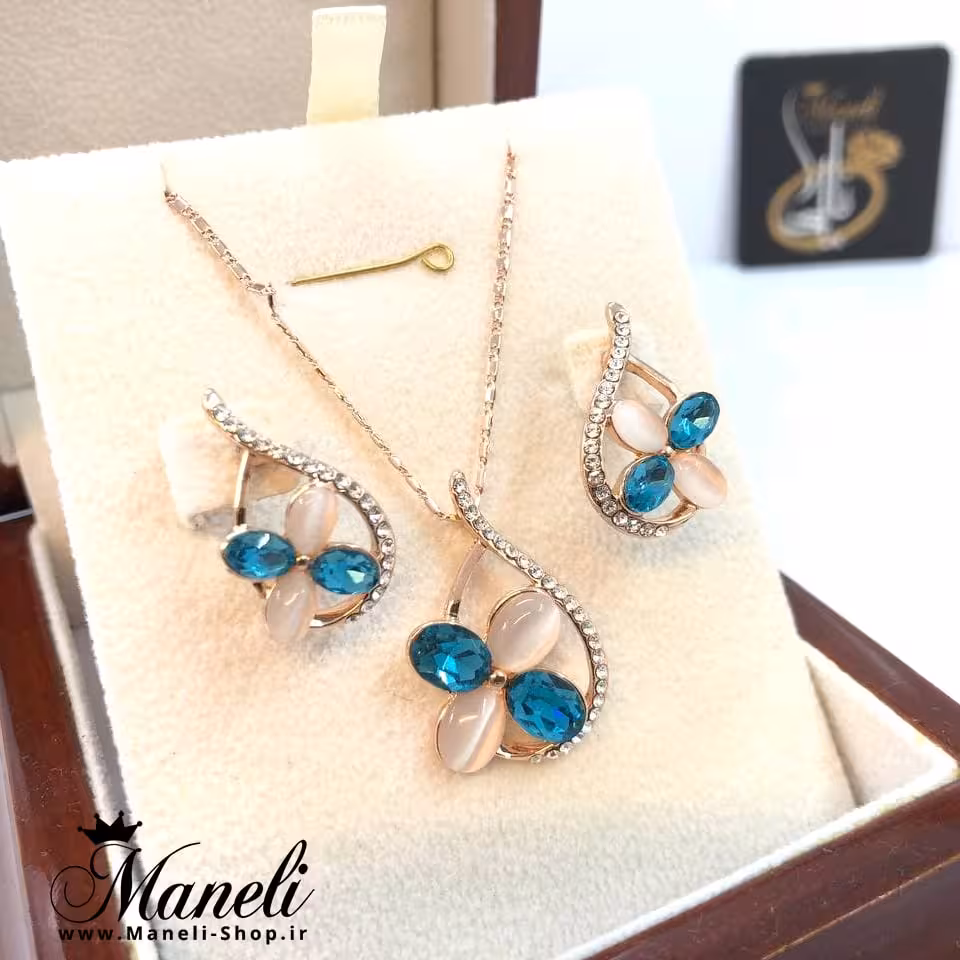 نیم ست سواروسکی گل آبی 140039