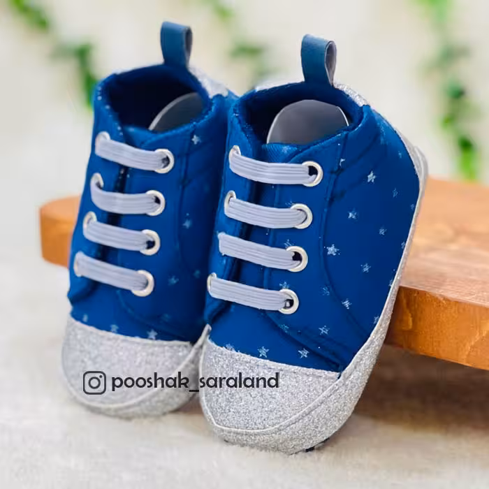 پاپوش نوزاد اکلیلی طرح ستاره