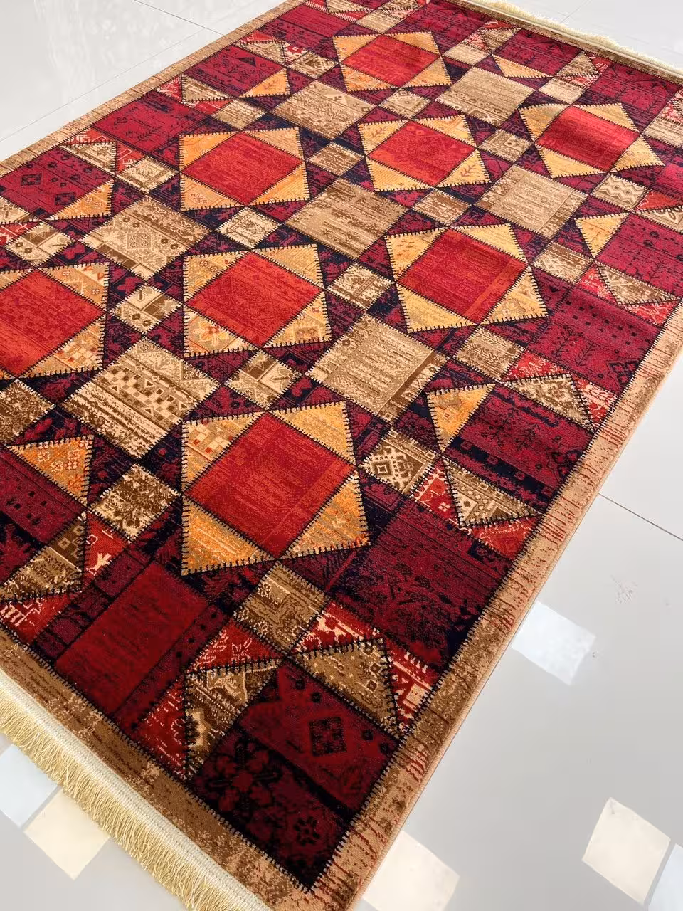 فرش لاکی 700شانه کاشان  تراکم 2100