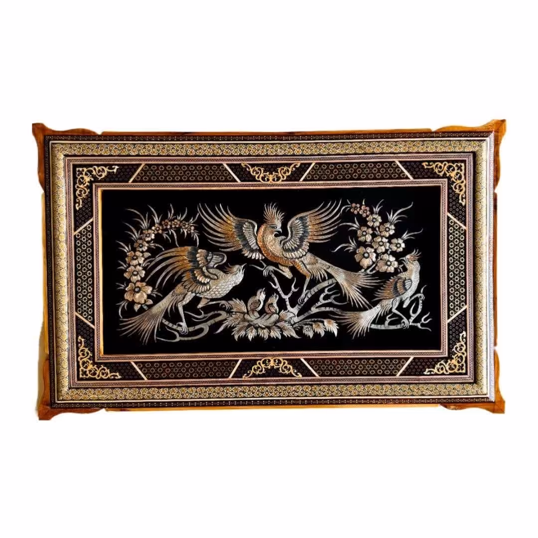 تابلو قلم زنی 50در80 اثر استاد جعفری با قاب خاتم کاری اعلا