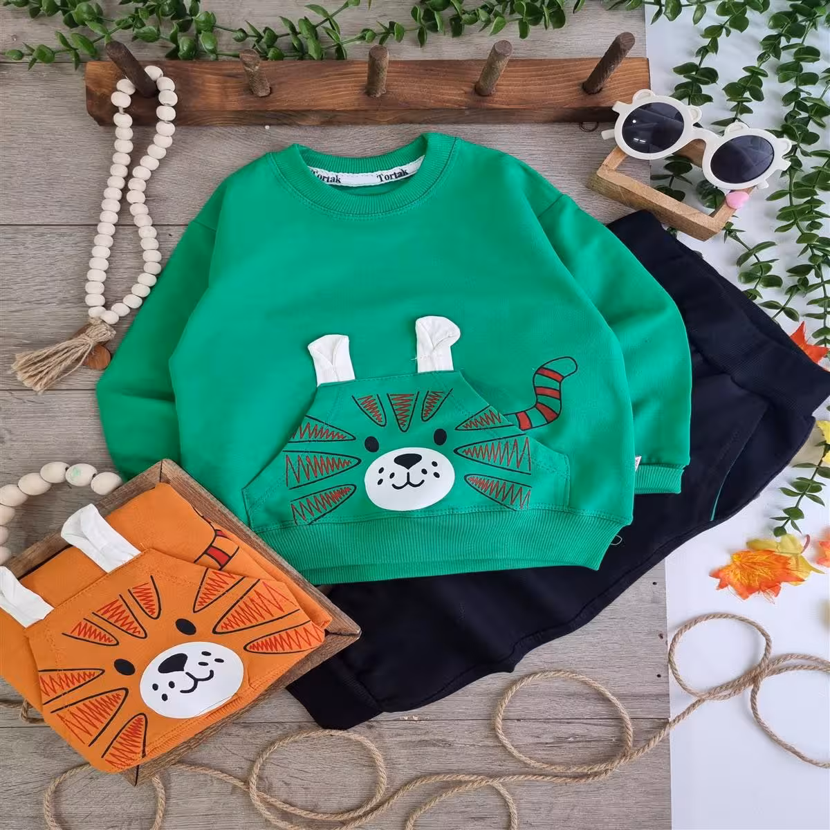 بلوز شلوار بچه گانه سایز ( 40 و 45 ) بلوز شلوار ارسال رایگان لباس بچه گانه