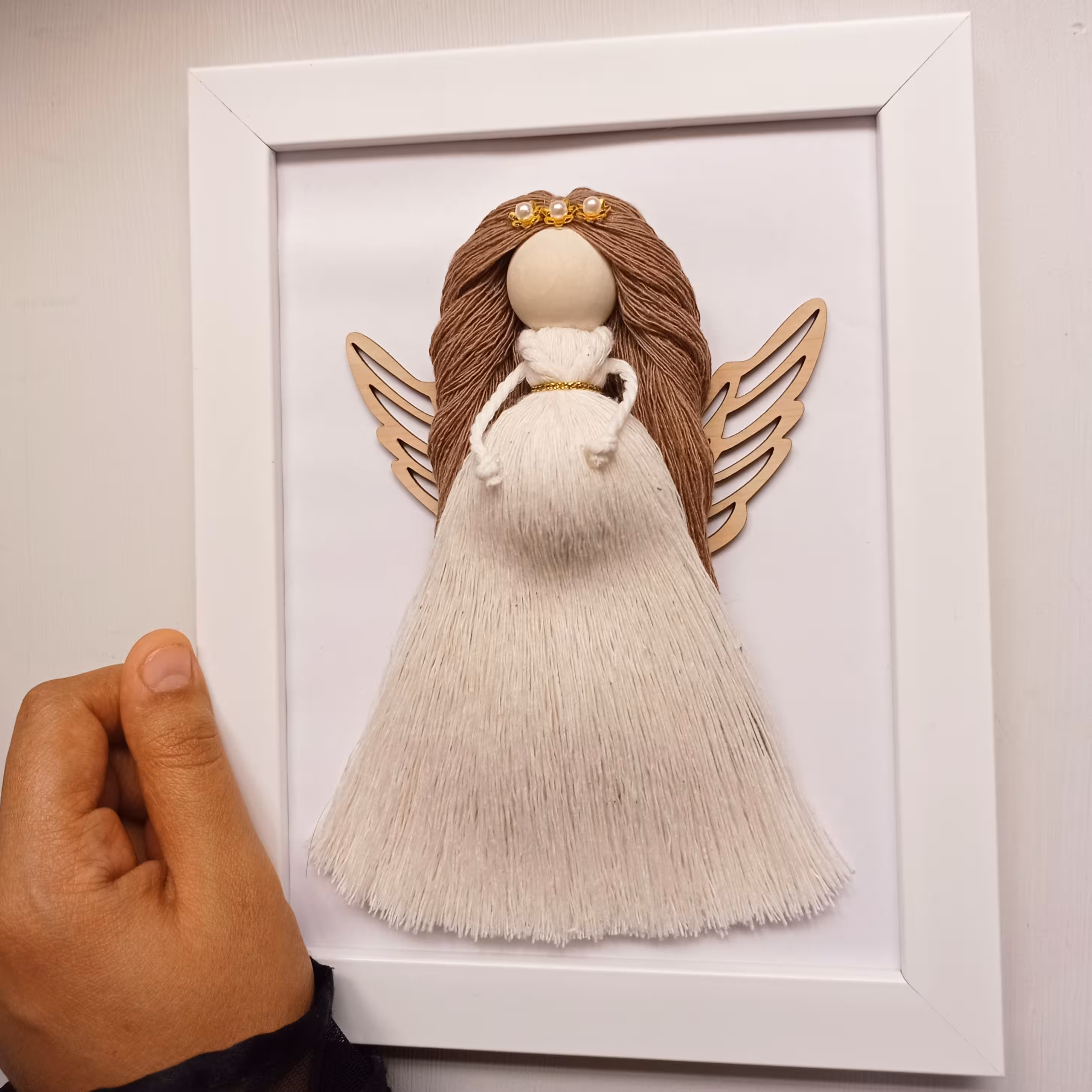 قاب فرشته مادر مکرومه