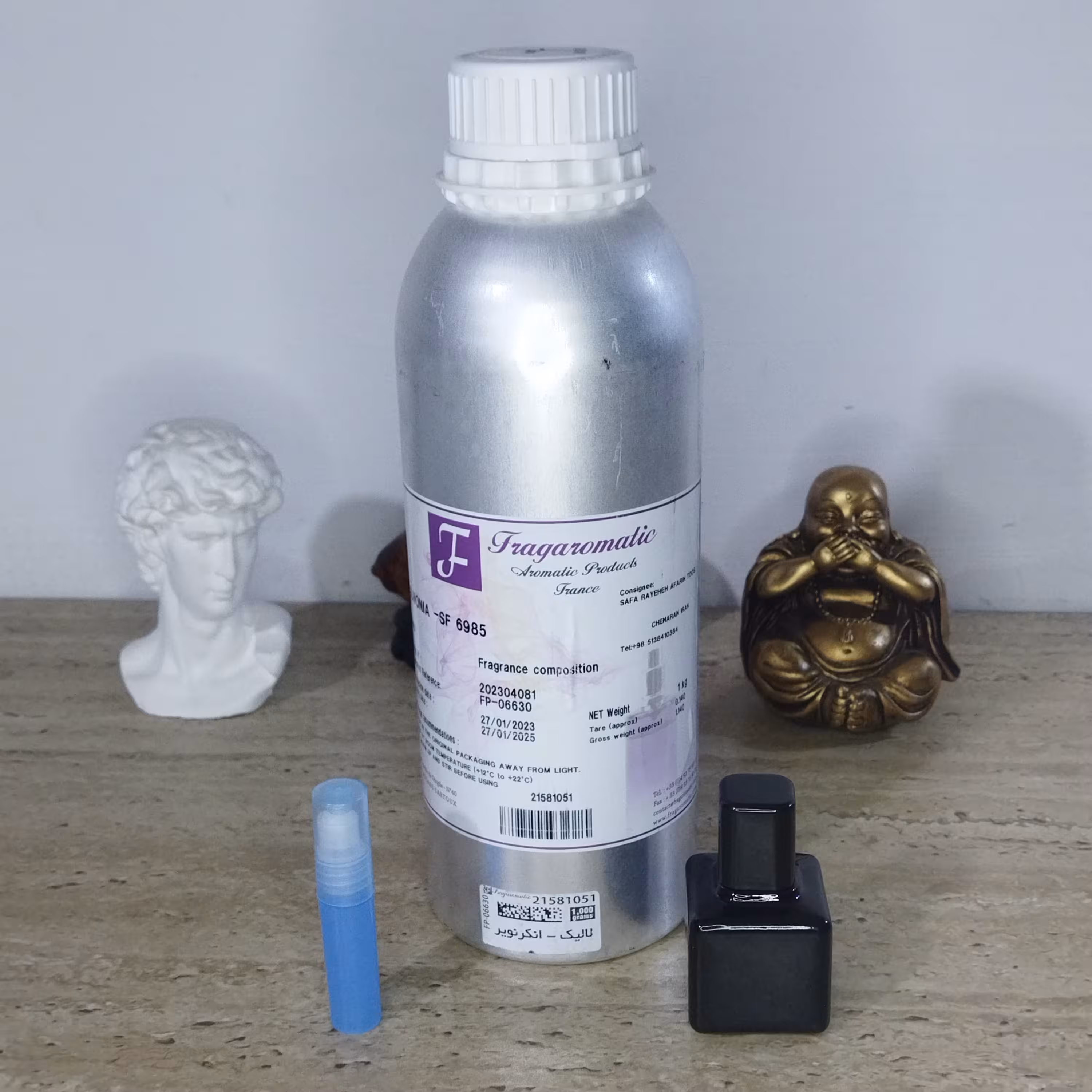 عطر لالیک بلک