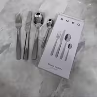 ست تک نفره قاشق چنگال اسمگ (SMEG) شامل 4 پارچه استیل ضدزنگ اصل ایتالیا