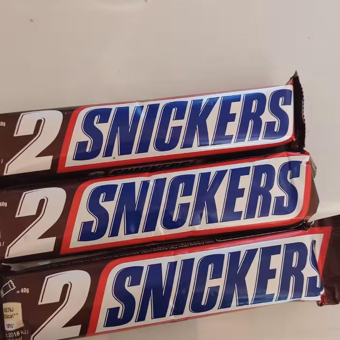 اسنیکرز دوبل خوراکی بسیار خوشمزه و دارای طعمی متفاوت مناسب هدیه و کیفیتی بینظیر 