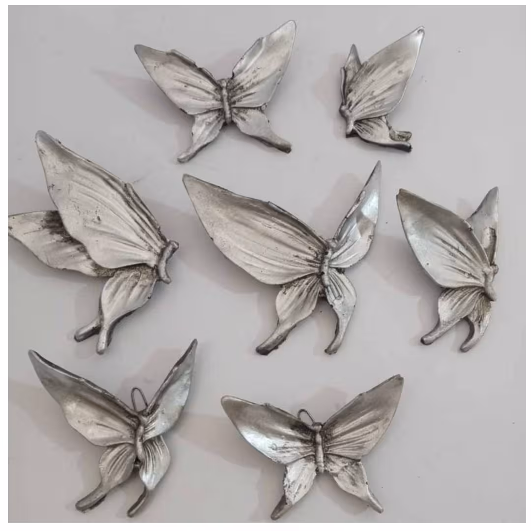 مجسمه پروانه ای