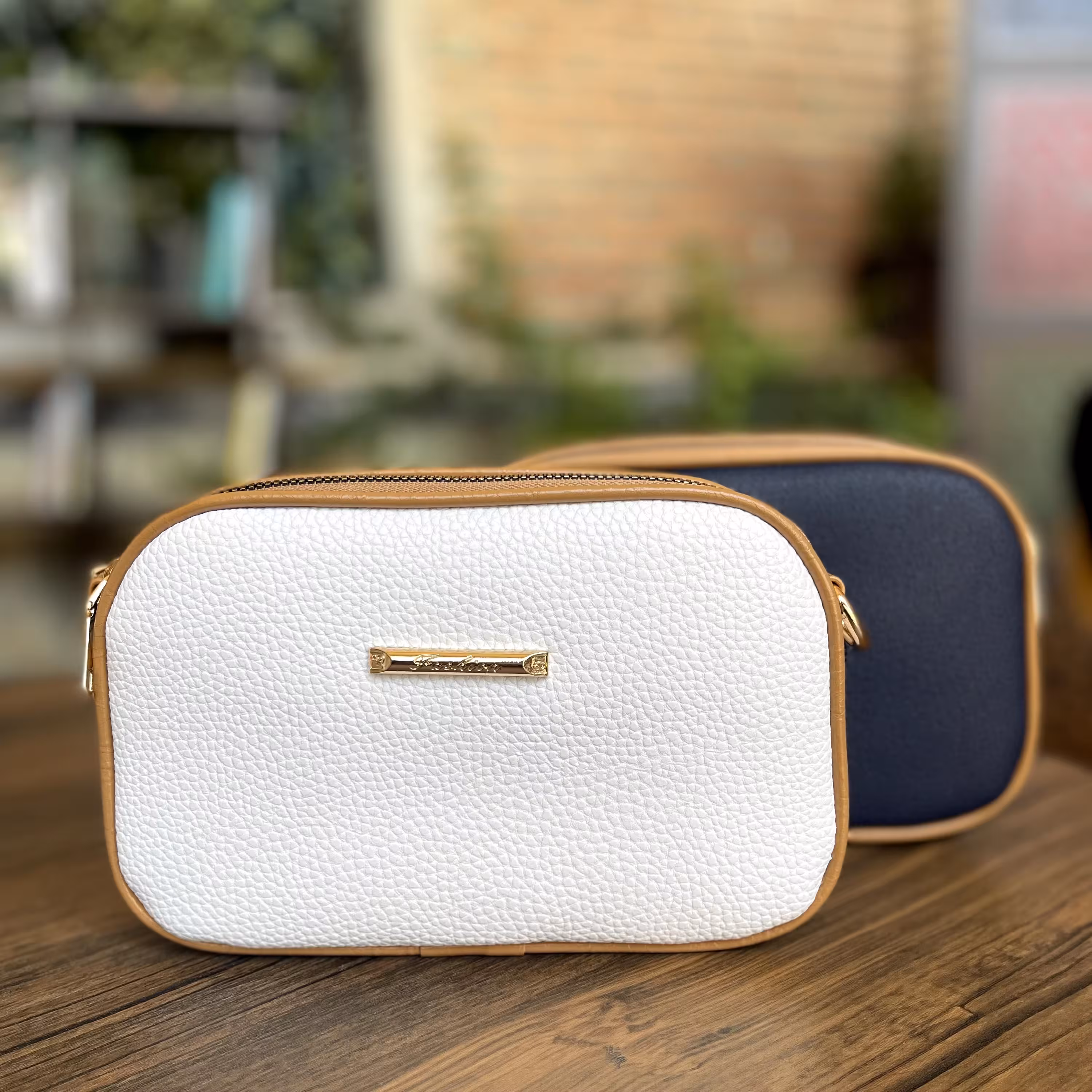 کیف زنانه و دخترانه  بند بلند قابل تنظیم در رنگ بندی های مشکی  سفید سرمه ای