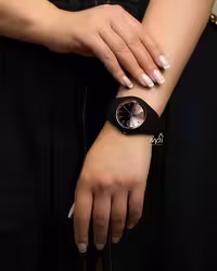 ساعت ice صفحه سفيد مشكي شاين دار با بند سيلكوني (w1005)