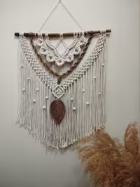 دیوارکوب مکرومه مهره دار طرح برگ