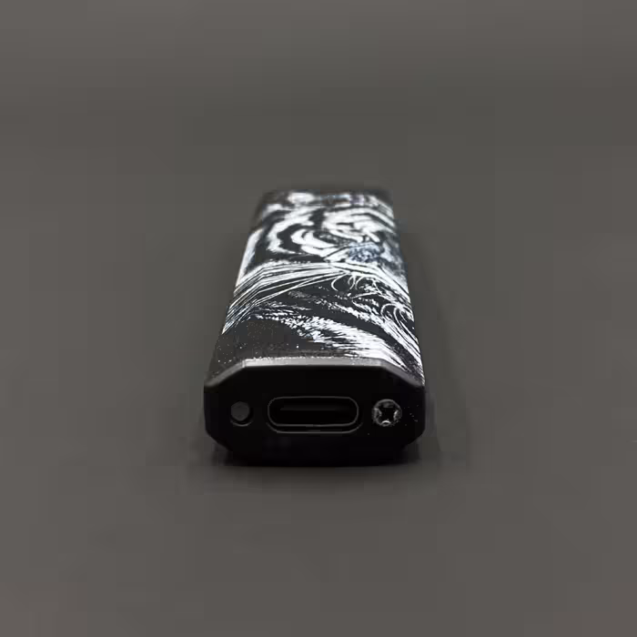 فندک مدل المنتی طرح پلنگ و پاد کد DKD-926 