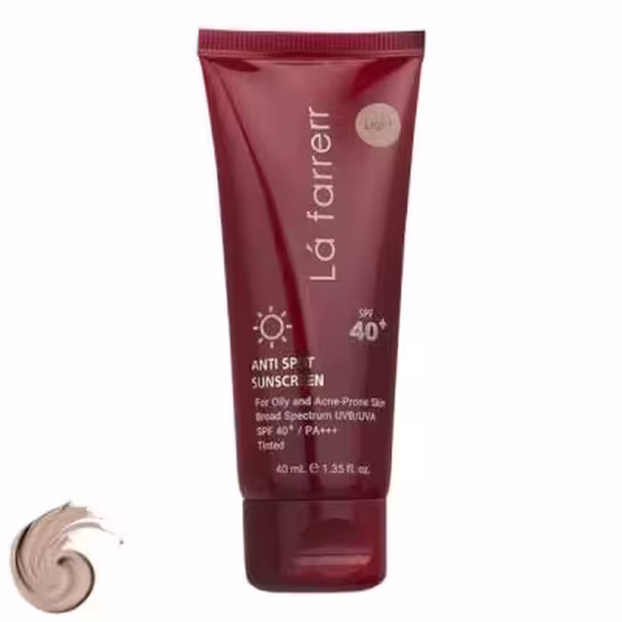 کرم ضد آفتاب و ضدلک رنگی لافارر مدل SPF40-Light، مناسب پوست‌های چرب، حجم 40 میلی‌لیتر