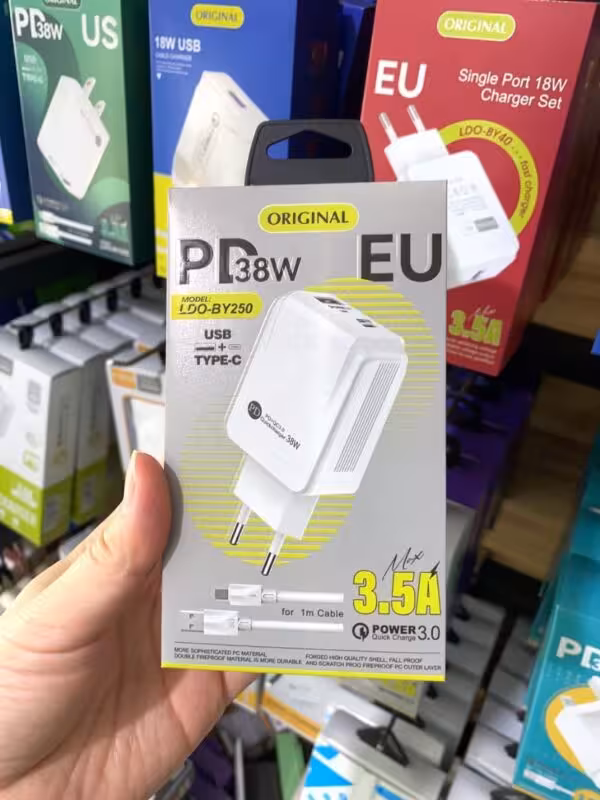 اداپتور شارژر BY 250 همراه با کابل