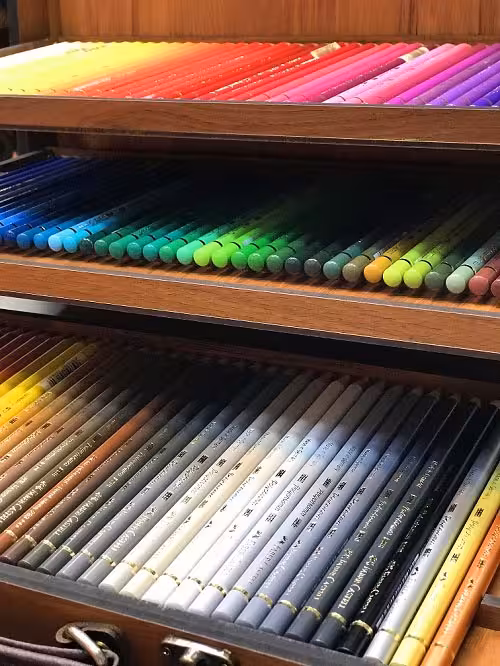 مداد رنگی پلی کروم فابر کاستل 120 رنگ مدل Polychromos جعبه چوبی
