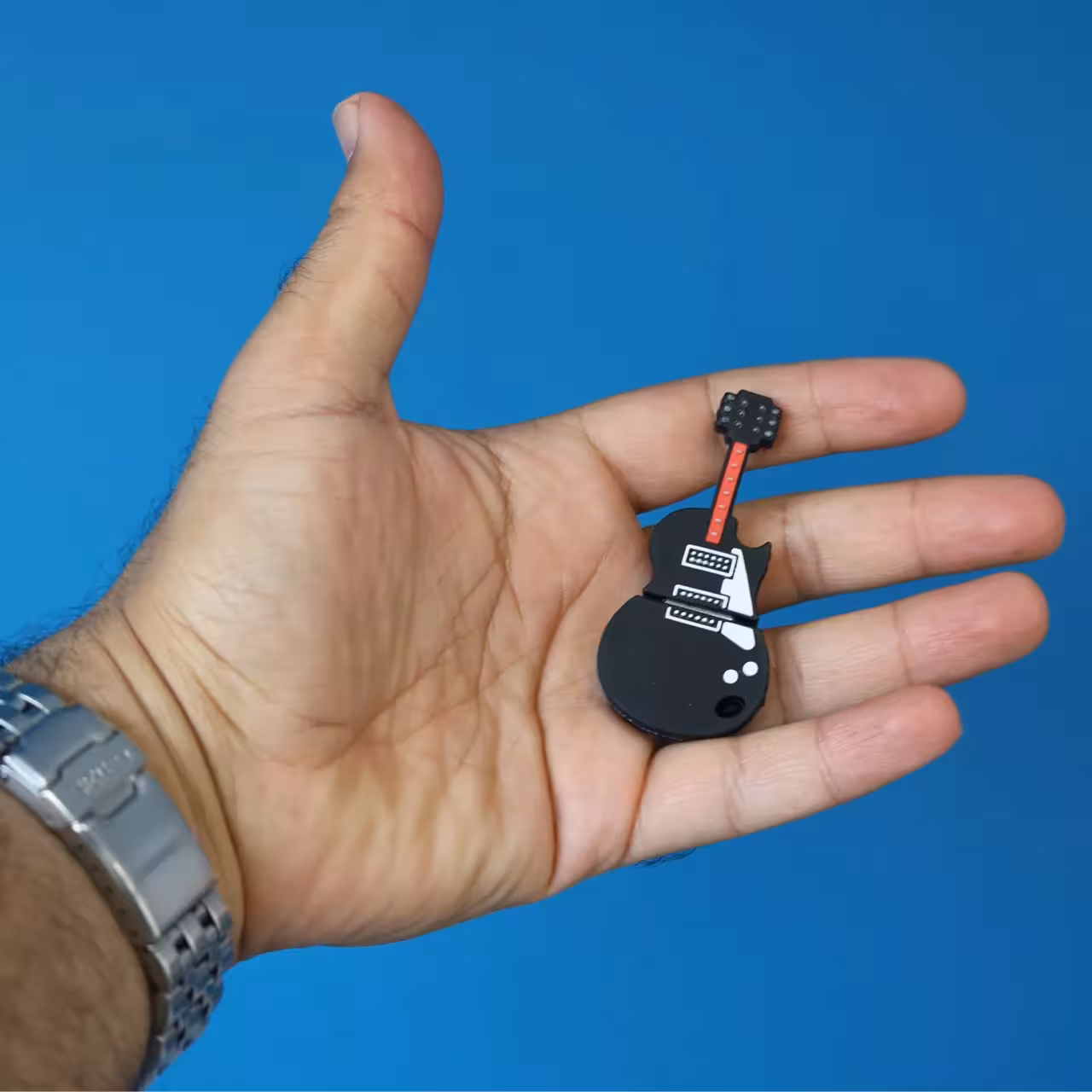 فلش مموری طرح گیتار الکترونیک مدل Ul-ElcGuitar01 ظرفیت 16 گیگابایت