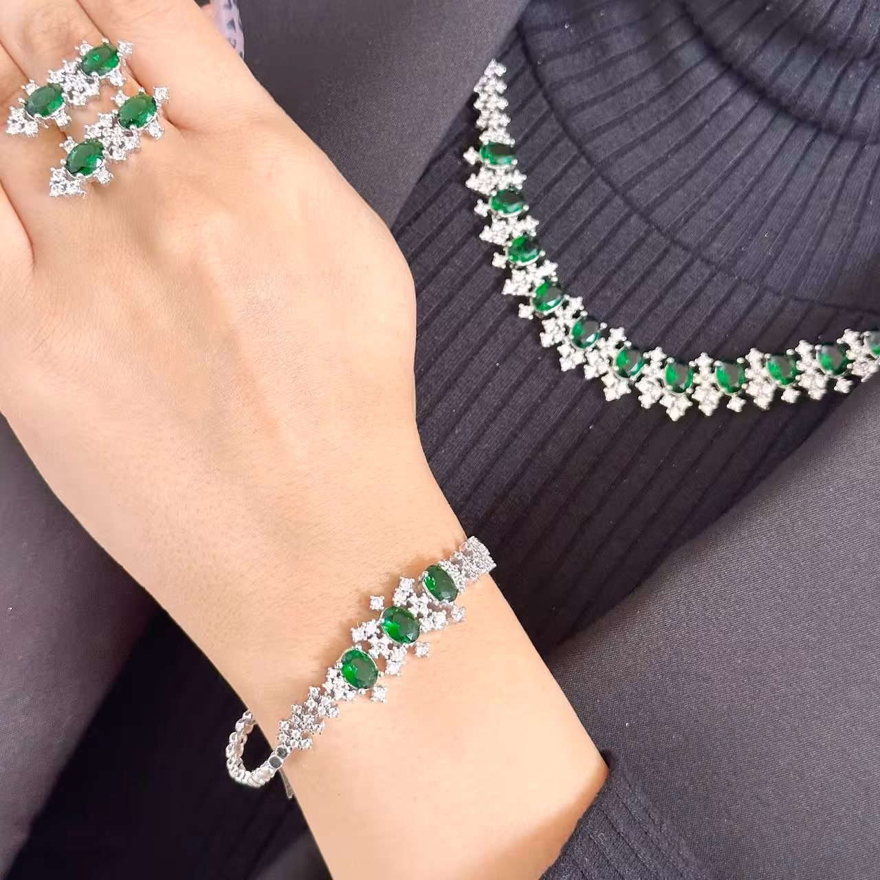 سرویس نقره جواهری زنانه کد 60137