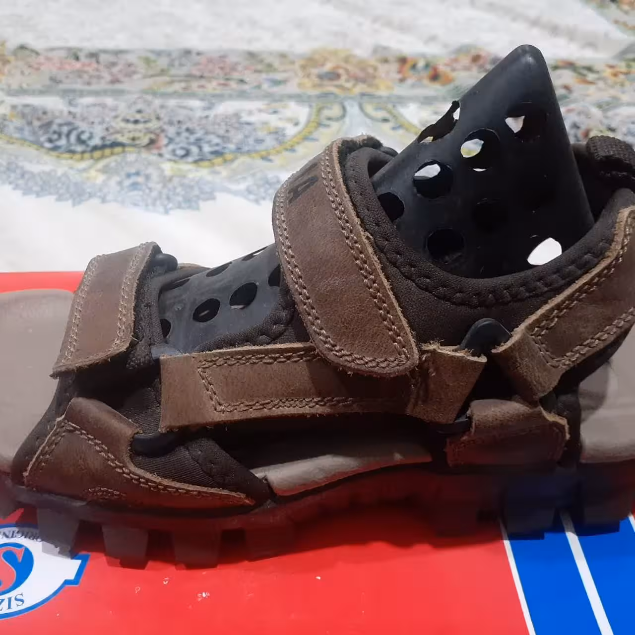 کفش تابستانه چرمی سایز 40تا45رنگ قهوه ای