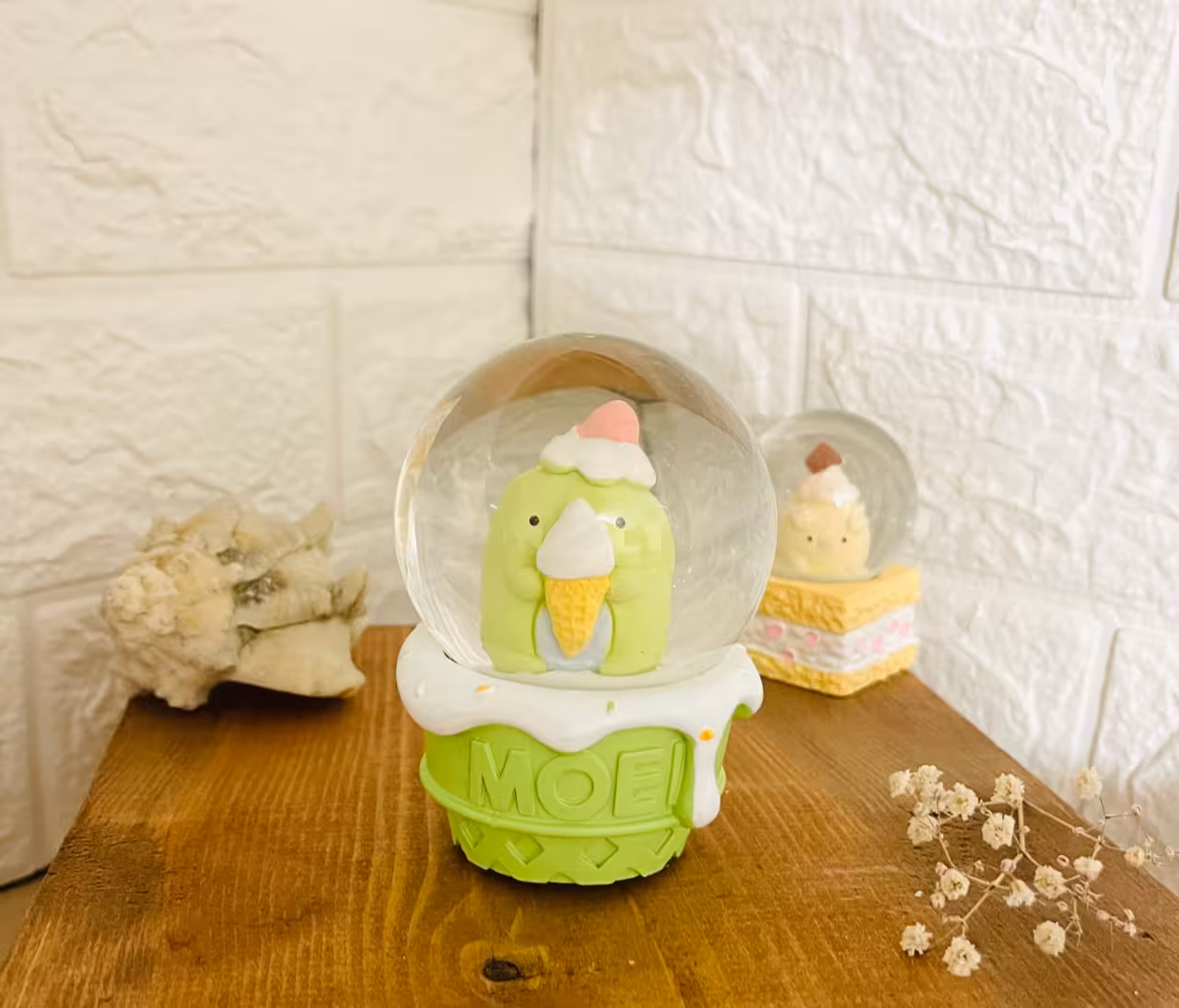 گوی موزیکال بچه دایناسور