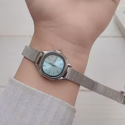 ساعت شرکتی والار زنانه و دخترانه walar