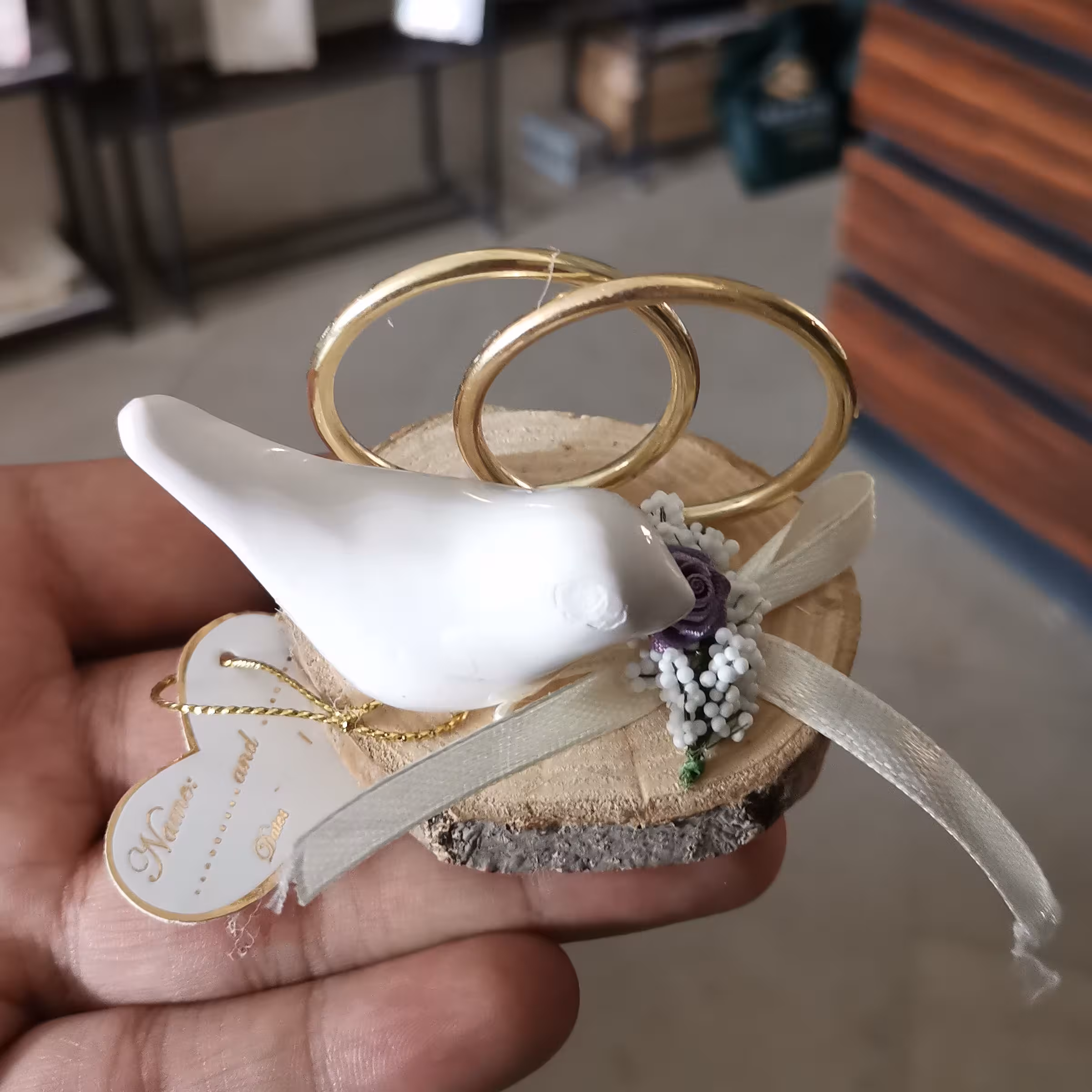 بسته 12 عددی گیفت عروسی و عقد مجسمه کبوتر 