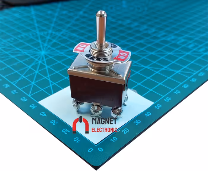 کلید کلنگی KN3(C)-213 (ON)_OFF-ON Toggle Switch
