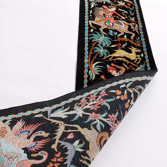 فرش دستبافت نیم متری کد C006