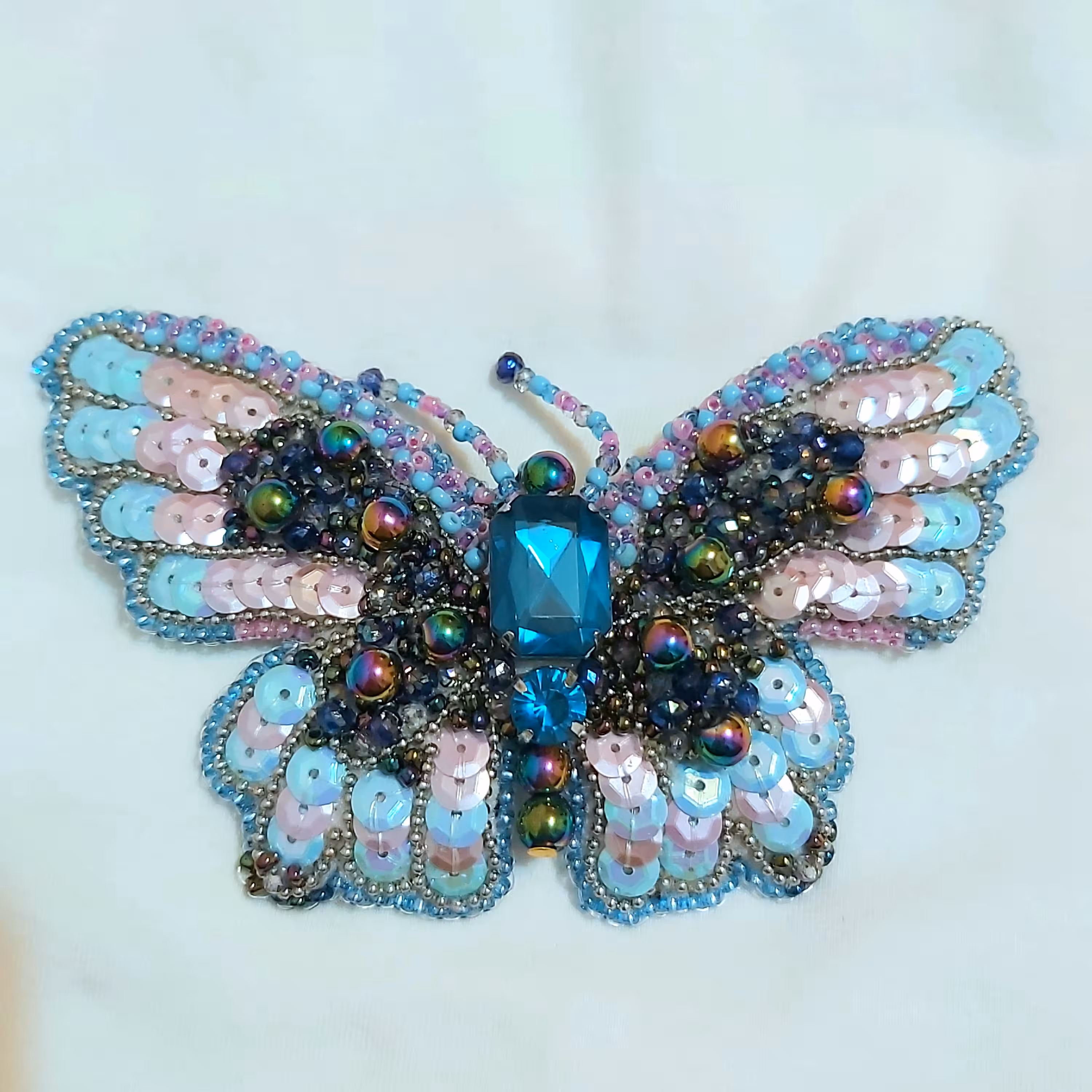 سنجاق سینه جواهردوزی پروانه اکسسوری زنانه دخترانه