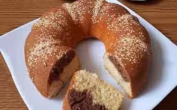 خرید و دانلود پاورپوینت طرز تهیه کیک ساده خانگی