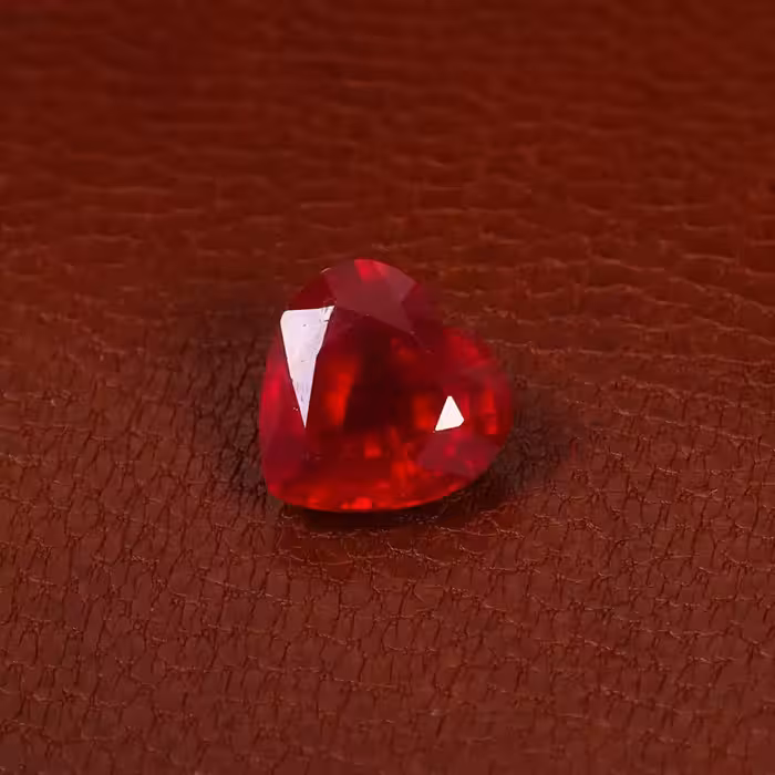 نگین یاقوت سرخ کد 30130 - جواهری مشاهیر