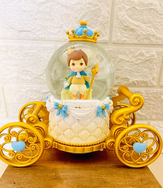 گوی موزیکال شاهزاده کالسکه سوار