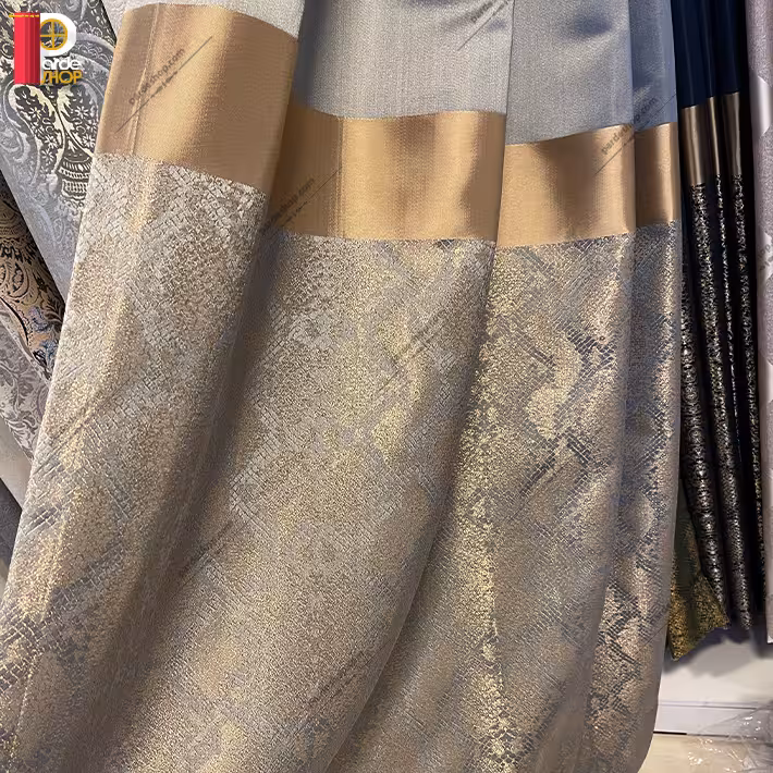 مجموعه یک پنلی پرده پانچی ساتن حاشیه دار طرح ریتا رنگ طوسی ارتفاع 280 سانتی متر