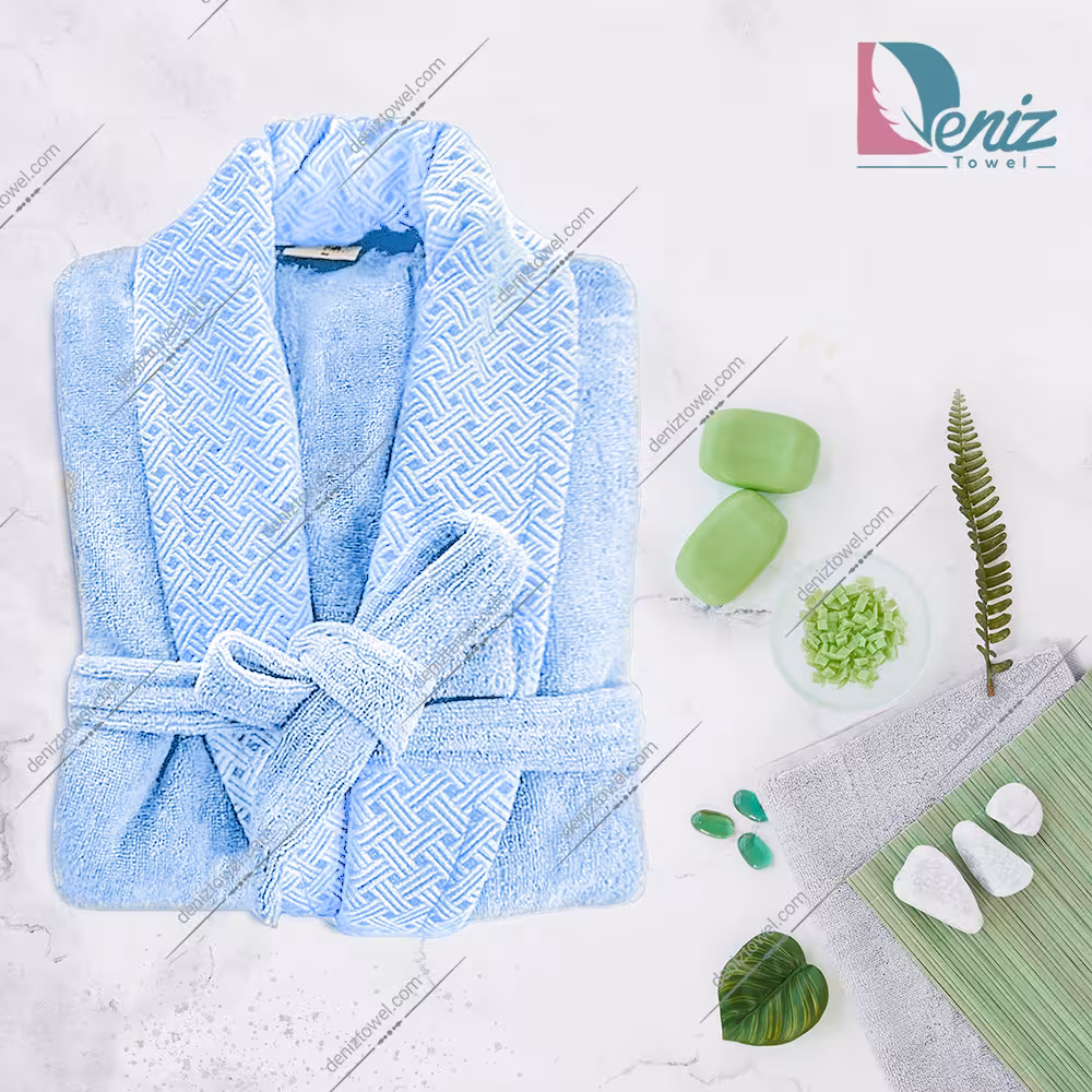 حوله تن پوش طرح کارولین رنگ آبی آسمانی