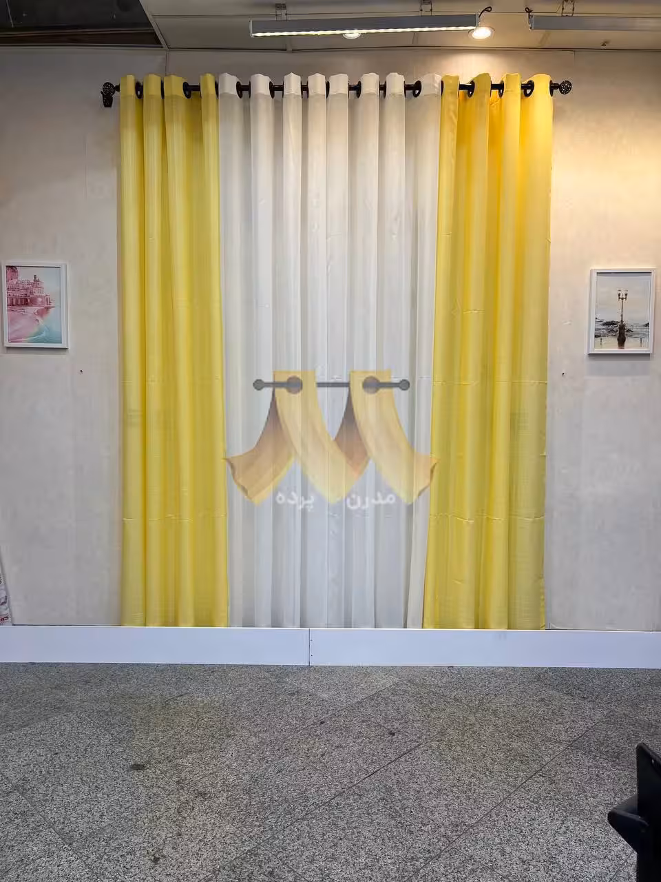 پرده پانچی حریر سفید و زرد (عرض 2 تا 2.5 متر)