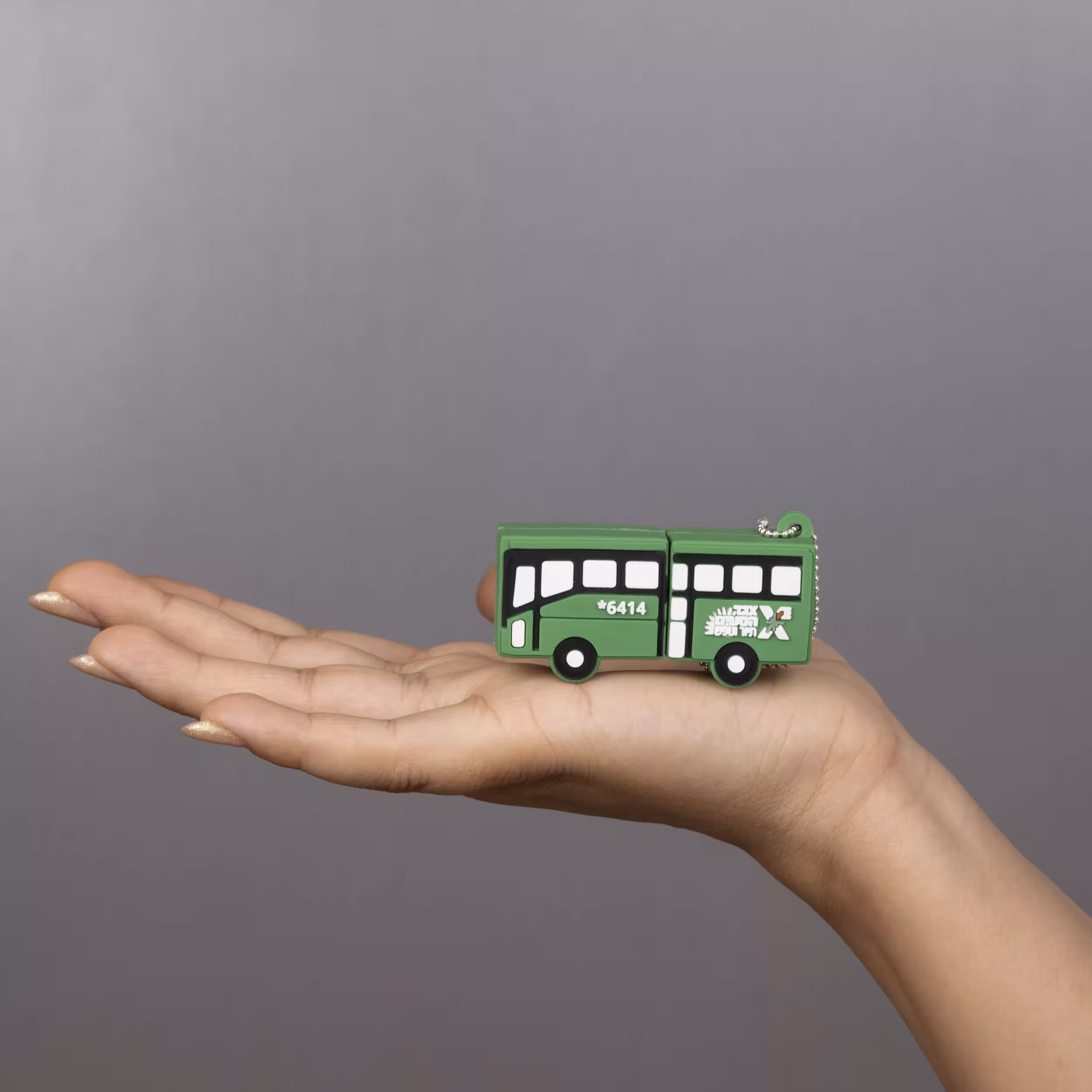 فلش مموری مدل اتوبوس ظرفیت هشت گیگابایت