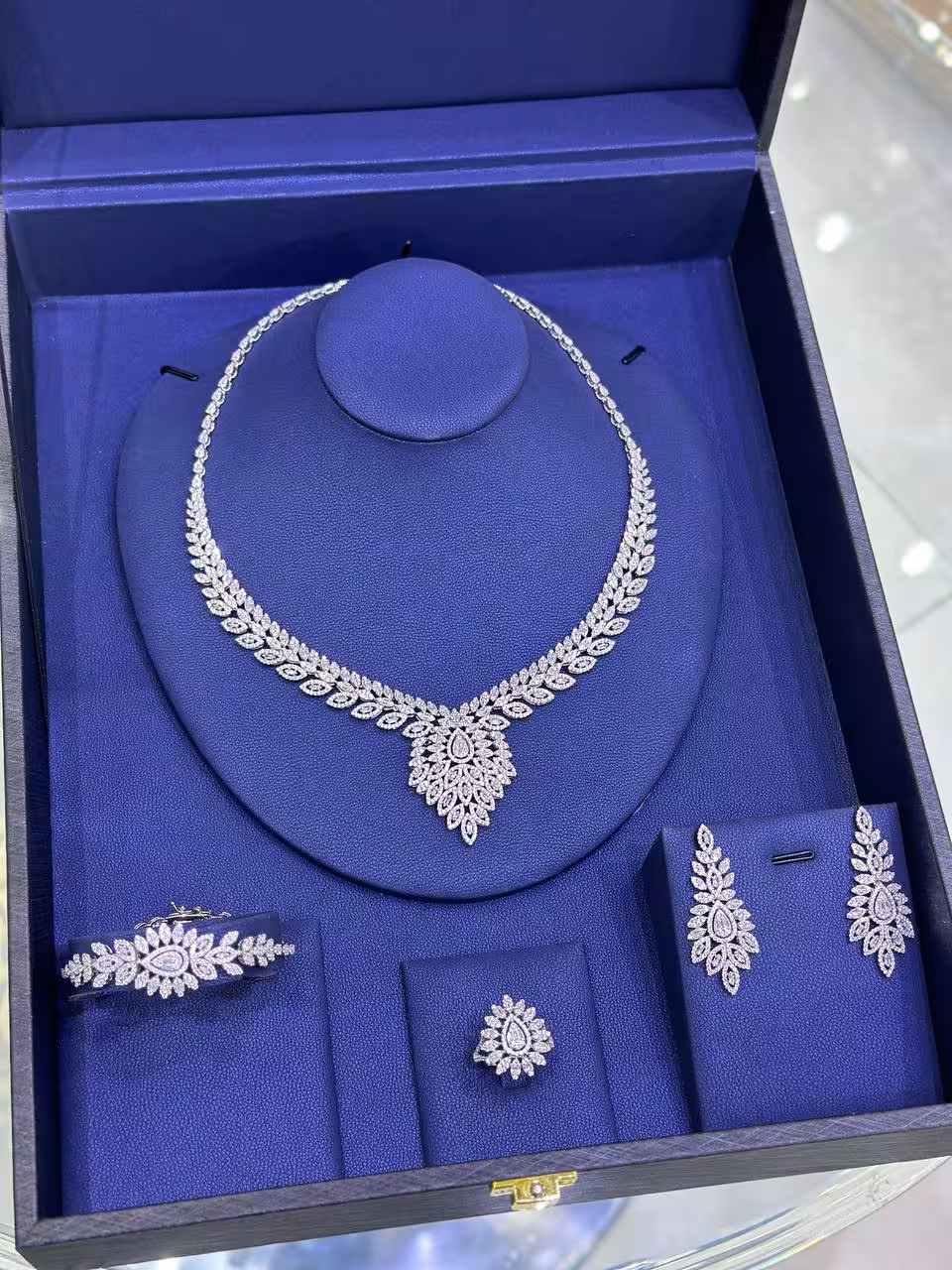 سرویس فوق مجلل ایتالیایی نقره جواهری زنانه کد 60597
