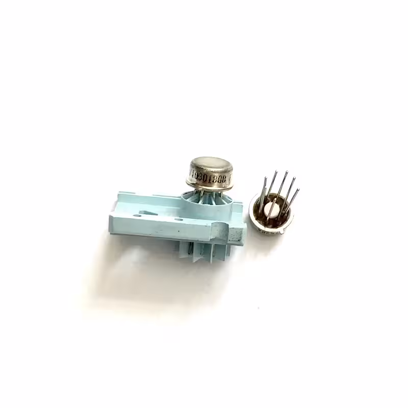 آیسی JM38510/10301BGB