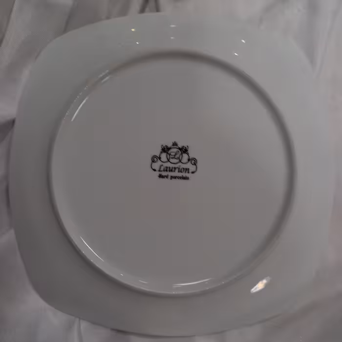 بشقاب غذاخوری لورین مدل تخت 27 ملورین بسته 6 عددی