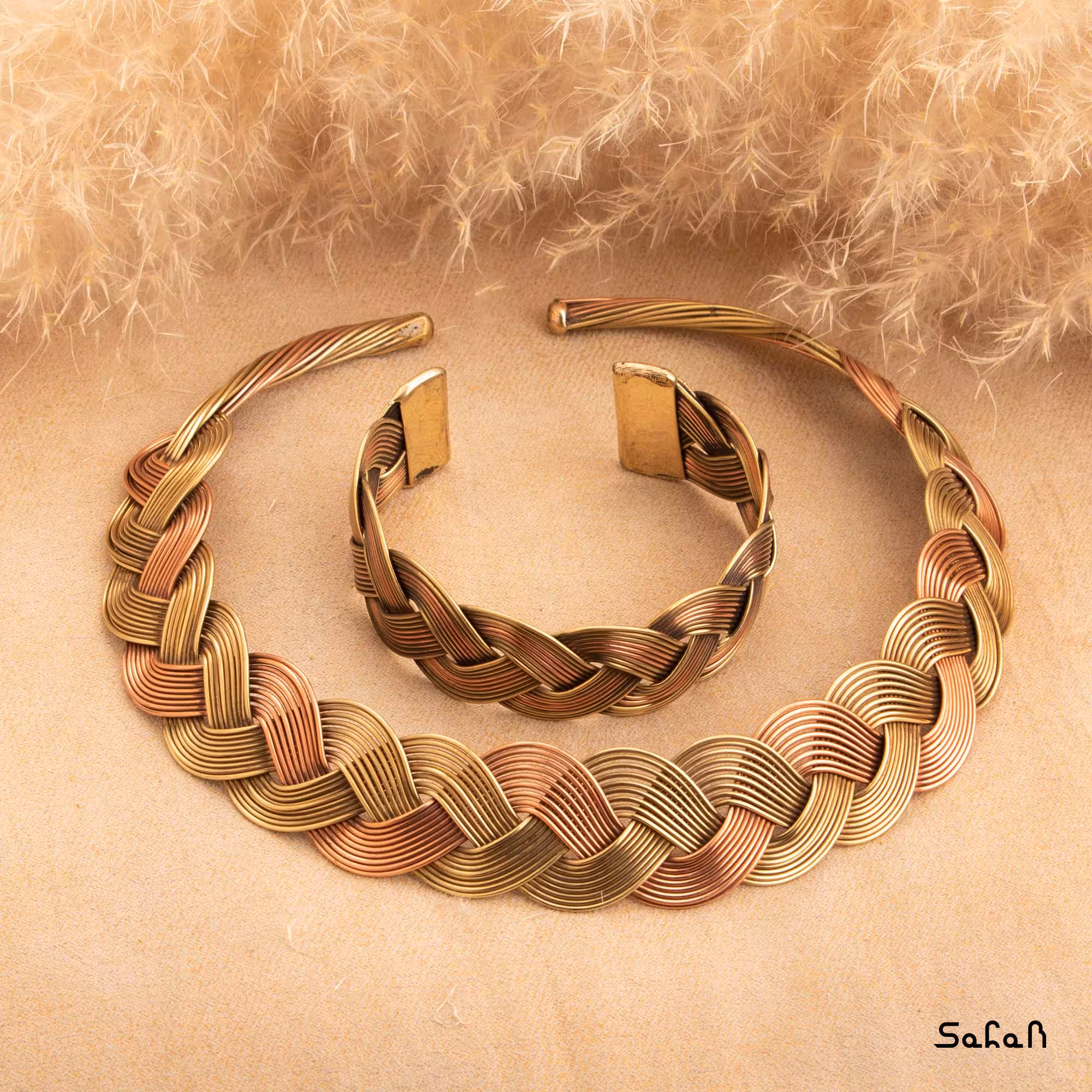 نیم ست برنجی طلایی طرح بافت