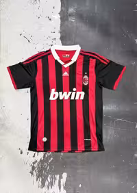 لباس اول میلان 2009